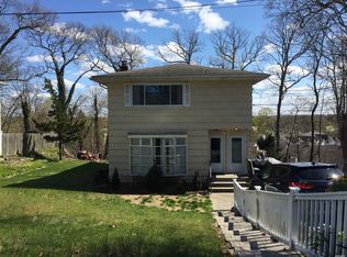 52 Blydenburg Ave #52, Smithtown, NY 11787