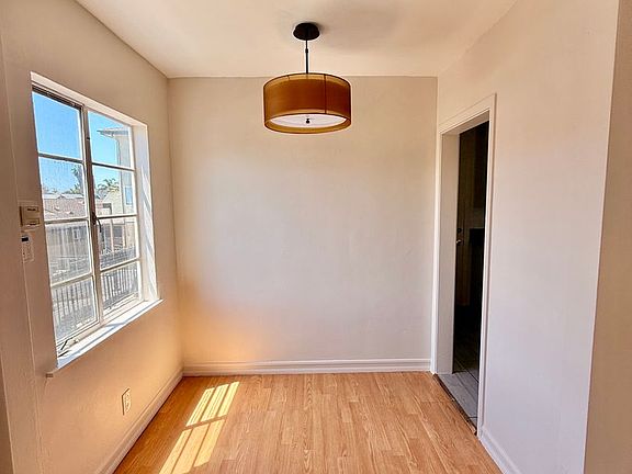 3rd image of 1313 Douglas St #1315