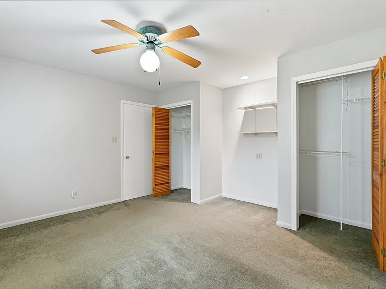 520 Windsor Rd — Photo 22