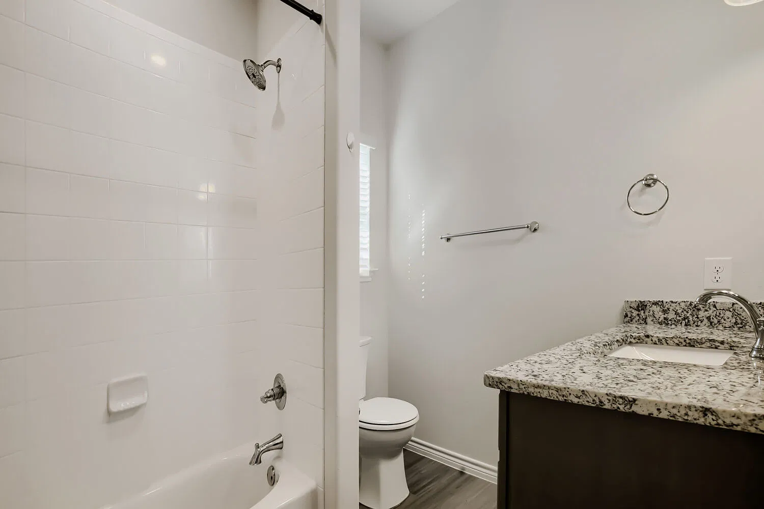 4 bed, 1650 sqft, $1,960 — Photo 4