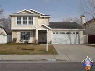 2637 Regal Ct, Lancaster, CA 93535