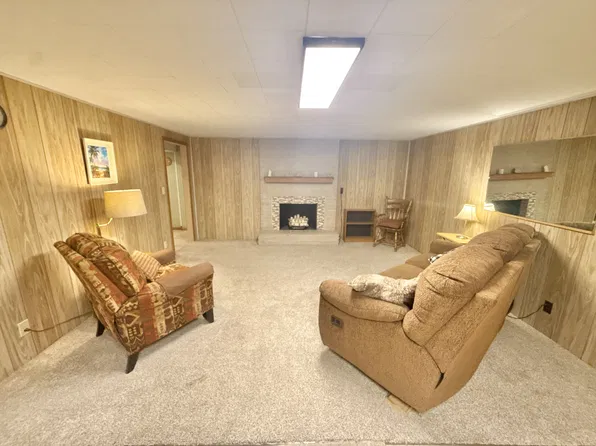 2036 13th Ave, Belle Fourche, SD 57717