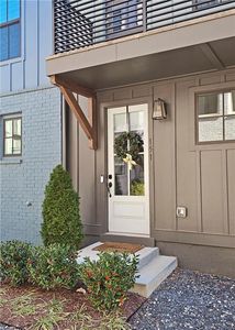 151 Chestnut Cir, Atlanta, GA, 30342