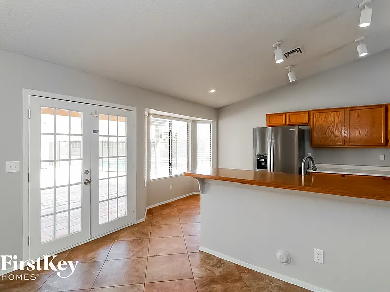 3638 E Verdin Rd — Photo 8