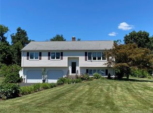43 Duel Dr, Hamden, CT 06518