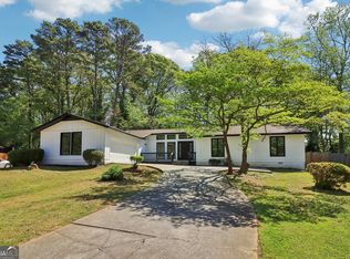 5419 Fieldgreen Dr, Stone Mountain, GA