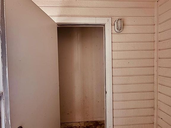 5th image of 1087 S Hiawassee Rd APT 422