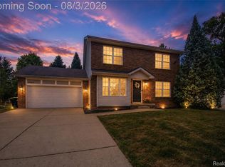 2649 Konrad Ct, Auburn Hills, MI 48326