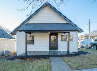 3016 3rd St, Des Moines, IA 50313