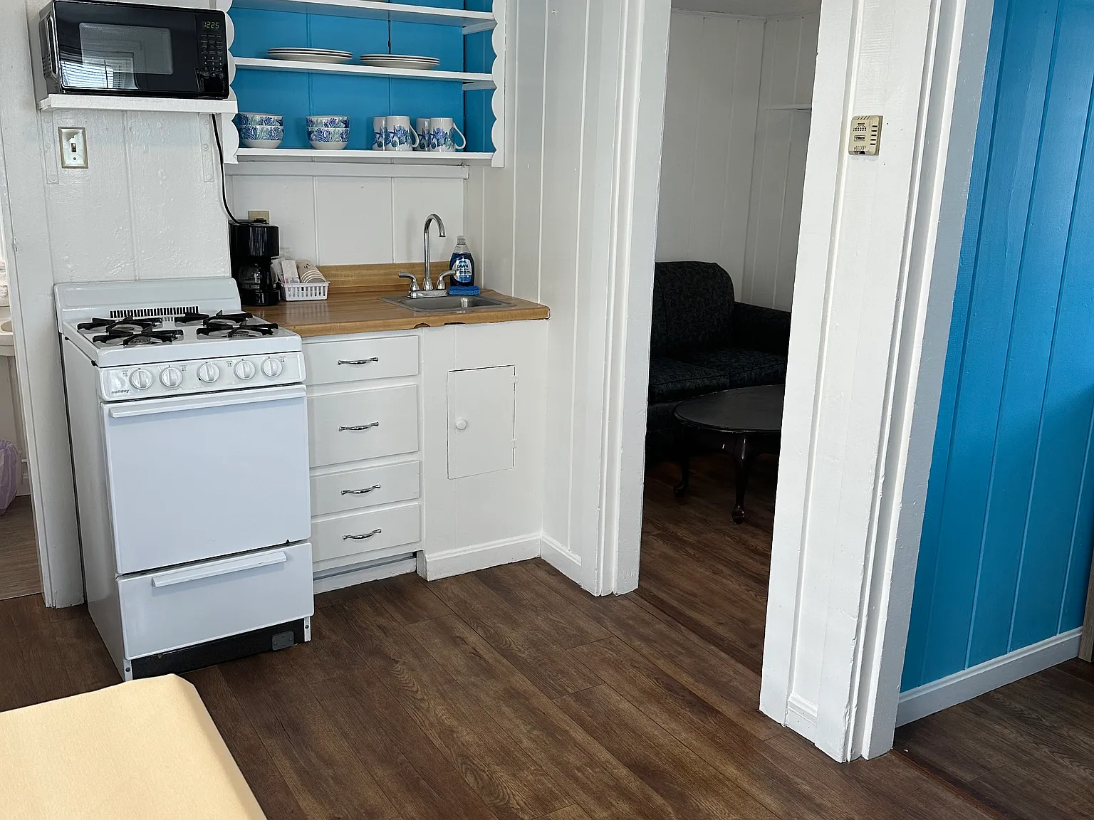 1 bed, $1,400 — Photo 2