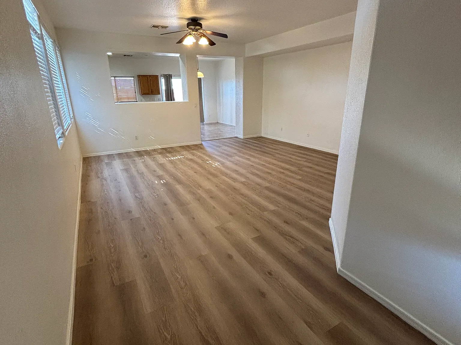 4 bed, 1743 sqft, $2,500 — Photo 3