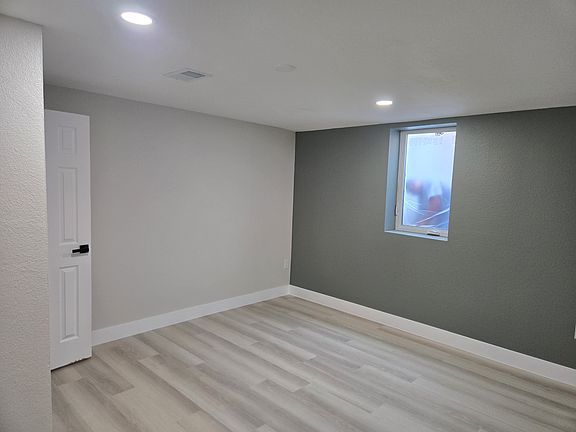 5th image of 3301 Krameria St #2