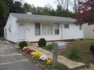 27 Saint John Dr, Wilmington, DE 19808