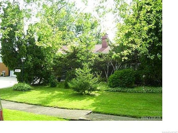 4th image of 70 Bonita Dr