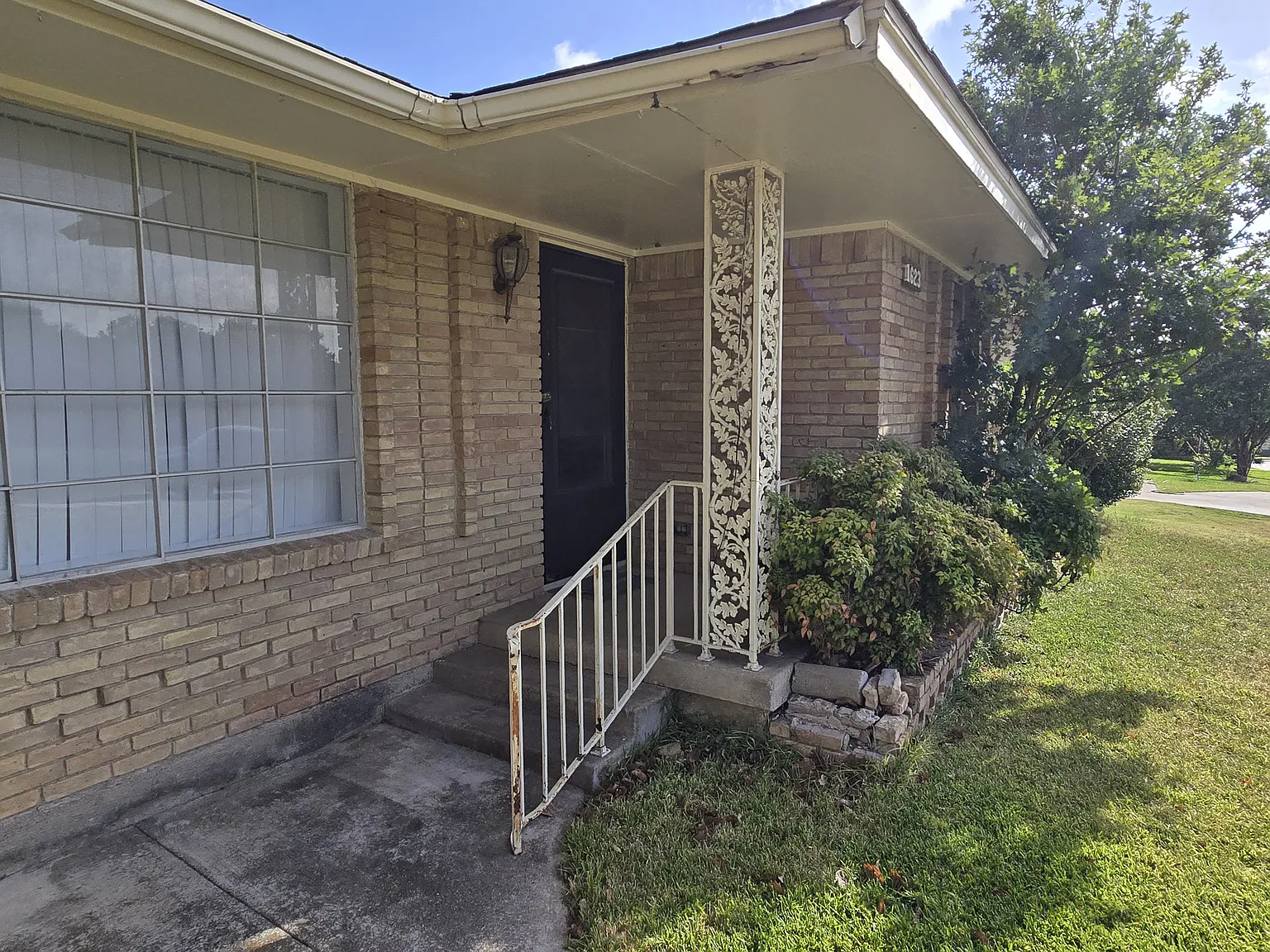 3 bed, 1682 sqft, $2,095 — Photo 3