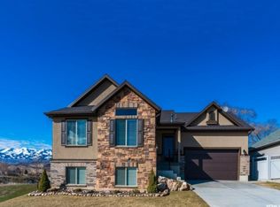 5507 Coventry Cir, Mountain Green, UT 84050
