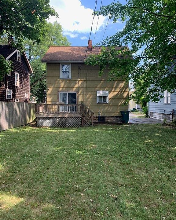 2nd image of 171 Edgeland St