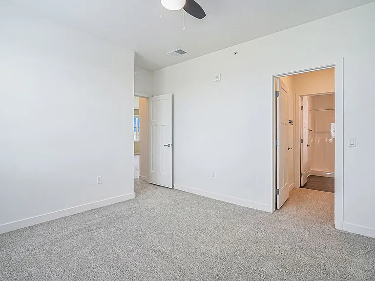 Meadowbrooke Apartment Homes — Photo 119