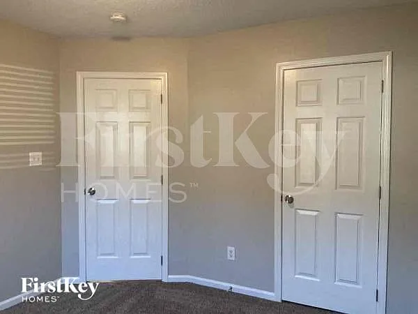109 W Bank Dr — Photo 8
