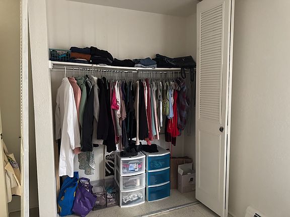 3rd image of 2505 Spruce St #51