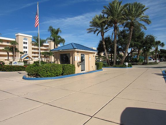5th image of 601 Shorewood Dr Unit G203