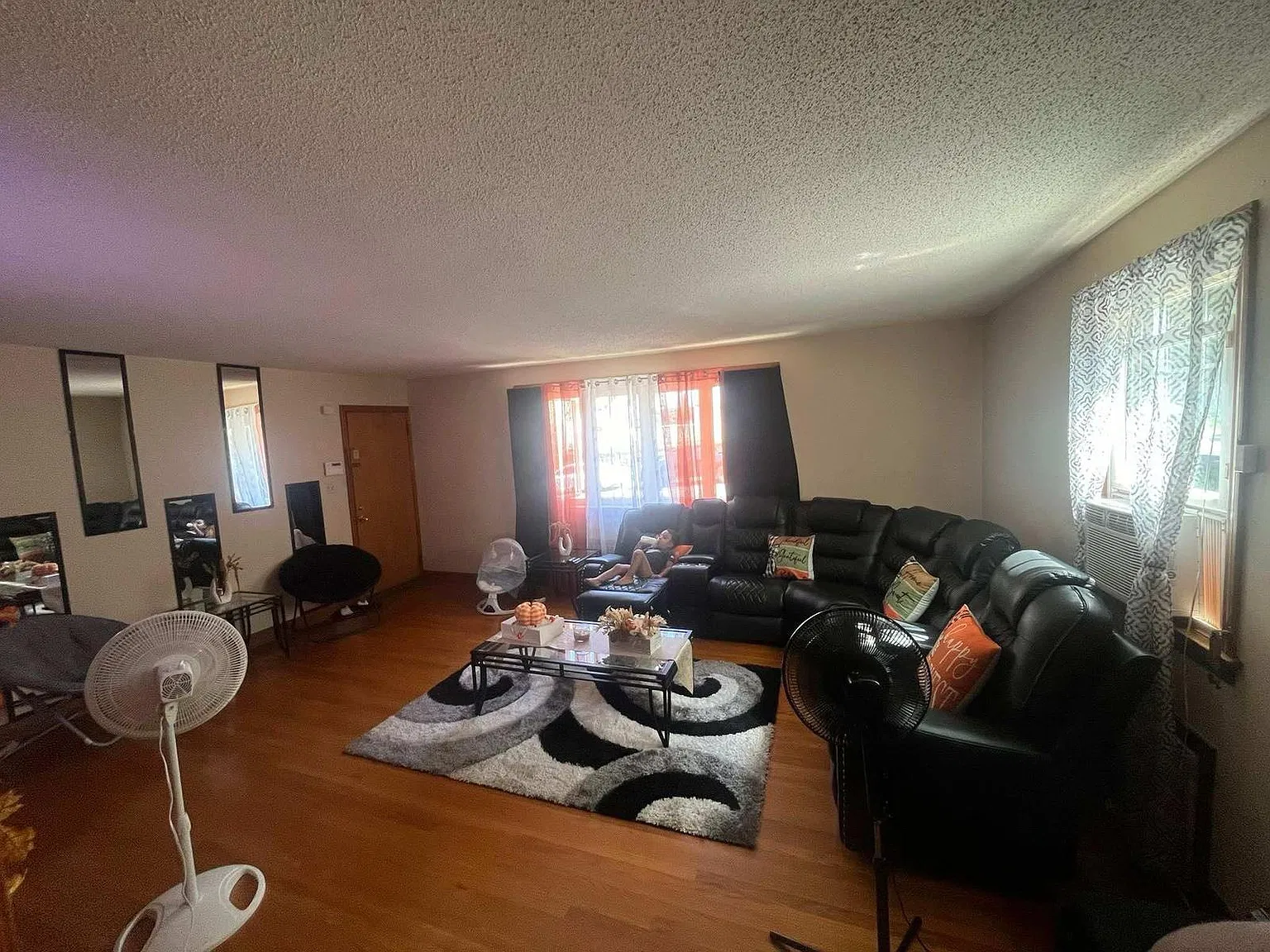 156 Beech St — Photo 3
