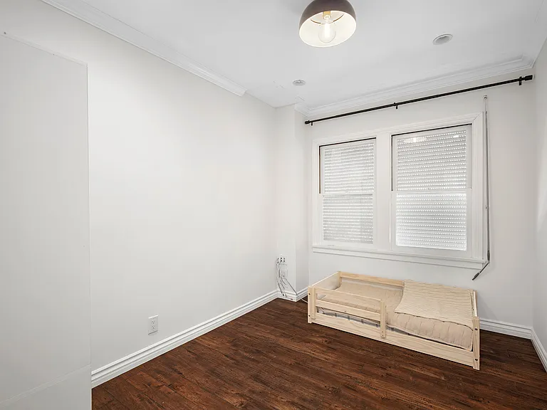 1560 Ridgeway Dr — Photo 22