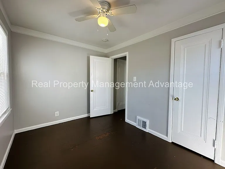 21012 Beechwood Ave — Photo 10