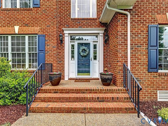 3rd image of 11024 Slenderleaf Dr