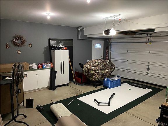 3rd image of 86 Morris Cres