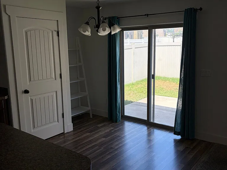 4 Arnold Dr — Photo 8
