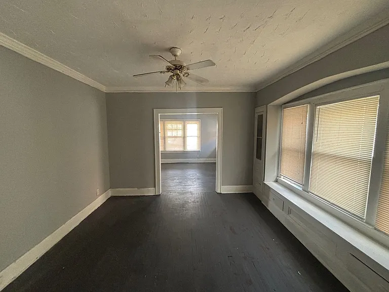 12702 Iowa Ave. — Photo 11