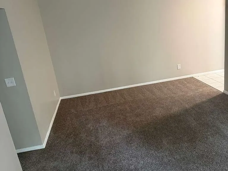 2100 Harrison Ave — Photo 3