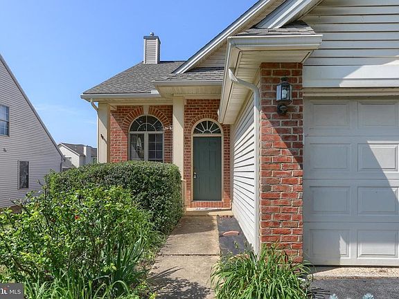 5th image of 1848 Meadow Ridge Dr