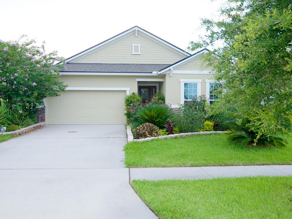 1st image of 228 Princess Dr