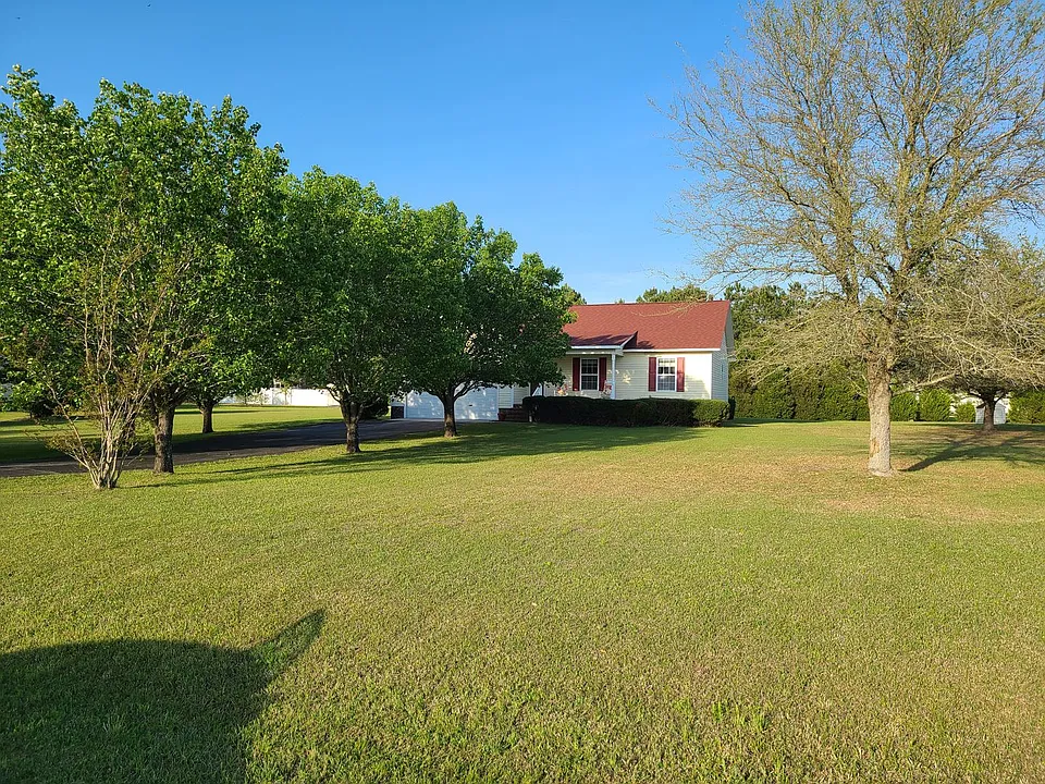 134 Derby Ln