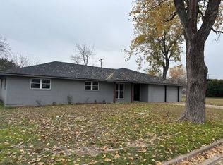 916 W Elizabeth Dr, Robinson, TX 76706