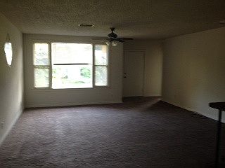 5th image of 612 W Indiana Ave