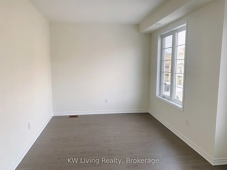 61 Casely Ave — Photo 2
