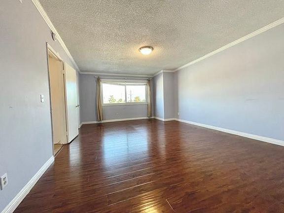 3rd image of 331 S New Ave APT C