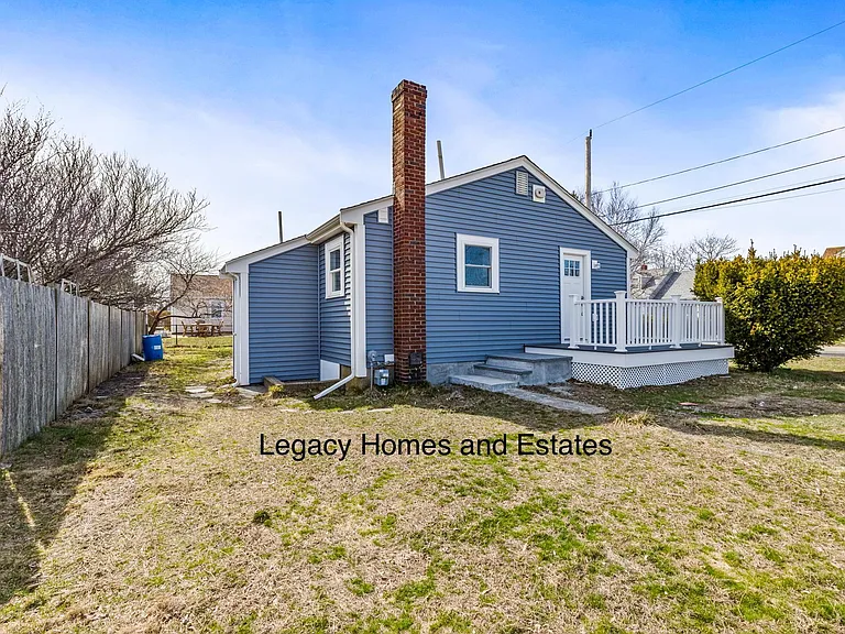 90 Packard Ave — Photo 21