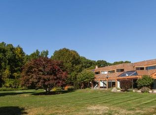 85 Crowell Farm Rd, Concord, MA 01742