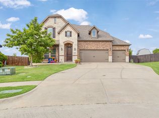 1916 Peggys Cv, Van Alstyne, TX 75495