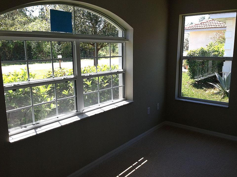 1st image of 9 Rose Petal Ln