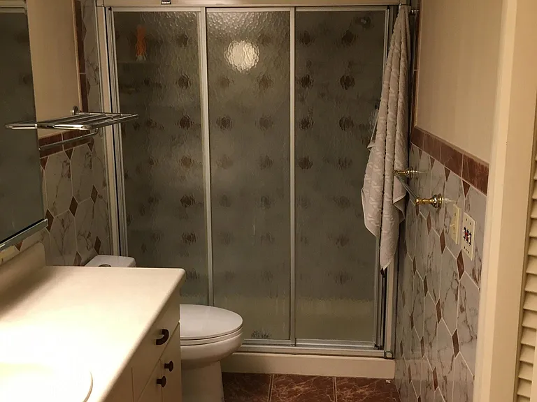 Master bath with 7 ft vanity.