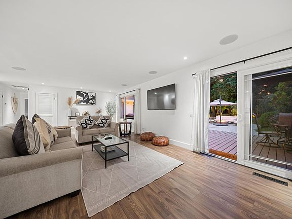 4th image of 17667 Arnold Drive