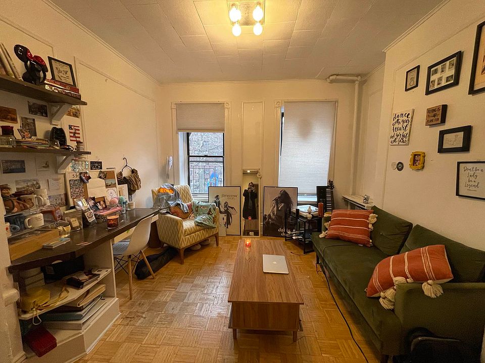 2nd image of 165 E 99th St APT 8