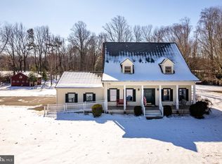 355 Porter Ln, Montross, VA 22520