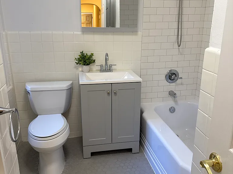 133 Hillview Ave #1 — Photo 7