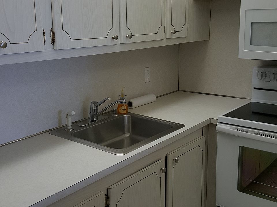 1st image of 143 Ventnor I